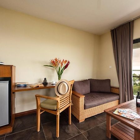 Happy Days Guest House Леморн Экстерьер фото