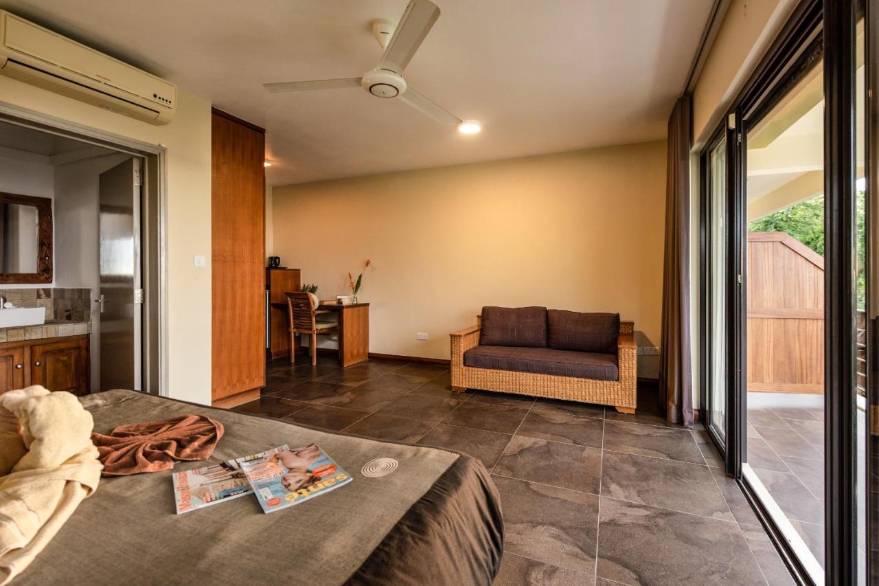 Happy Days Guest House Леморн Экстерьер фото